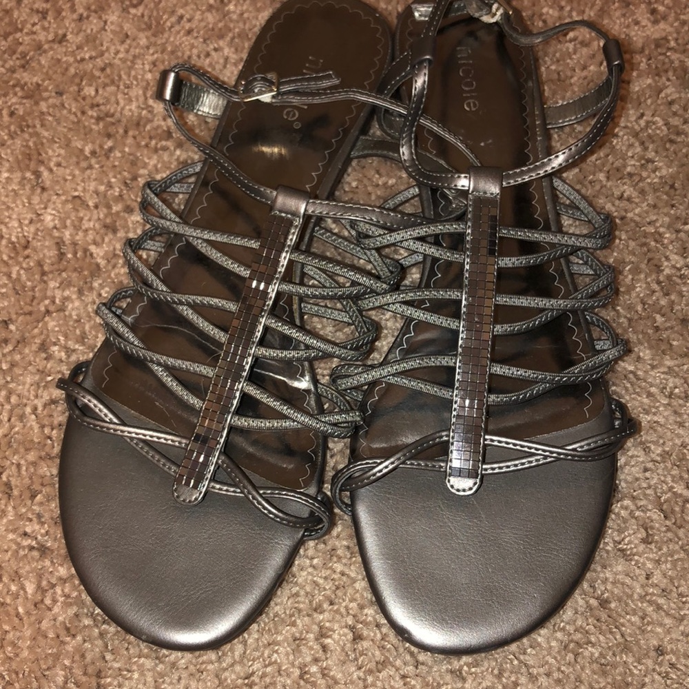 Like New! Sandals bundle! - Picture 2 of 5